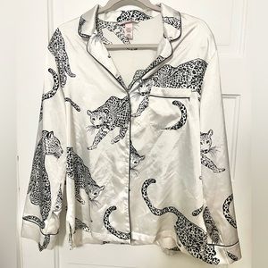 Victoria’s Secret Leopard Matching Pajamas Long sleeve- Long pants